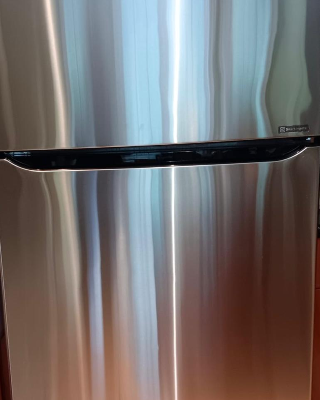 Sunflower best cleaning Services Professional cleaning of kitchen appliances in West Hartford by Sunflowers Cleaning